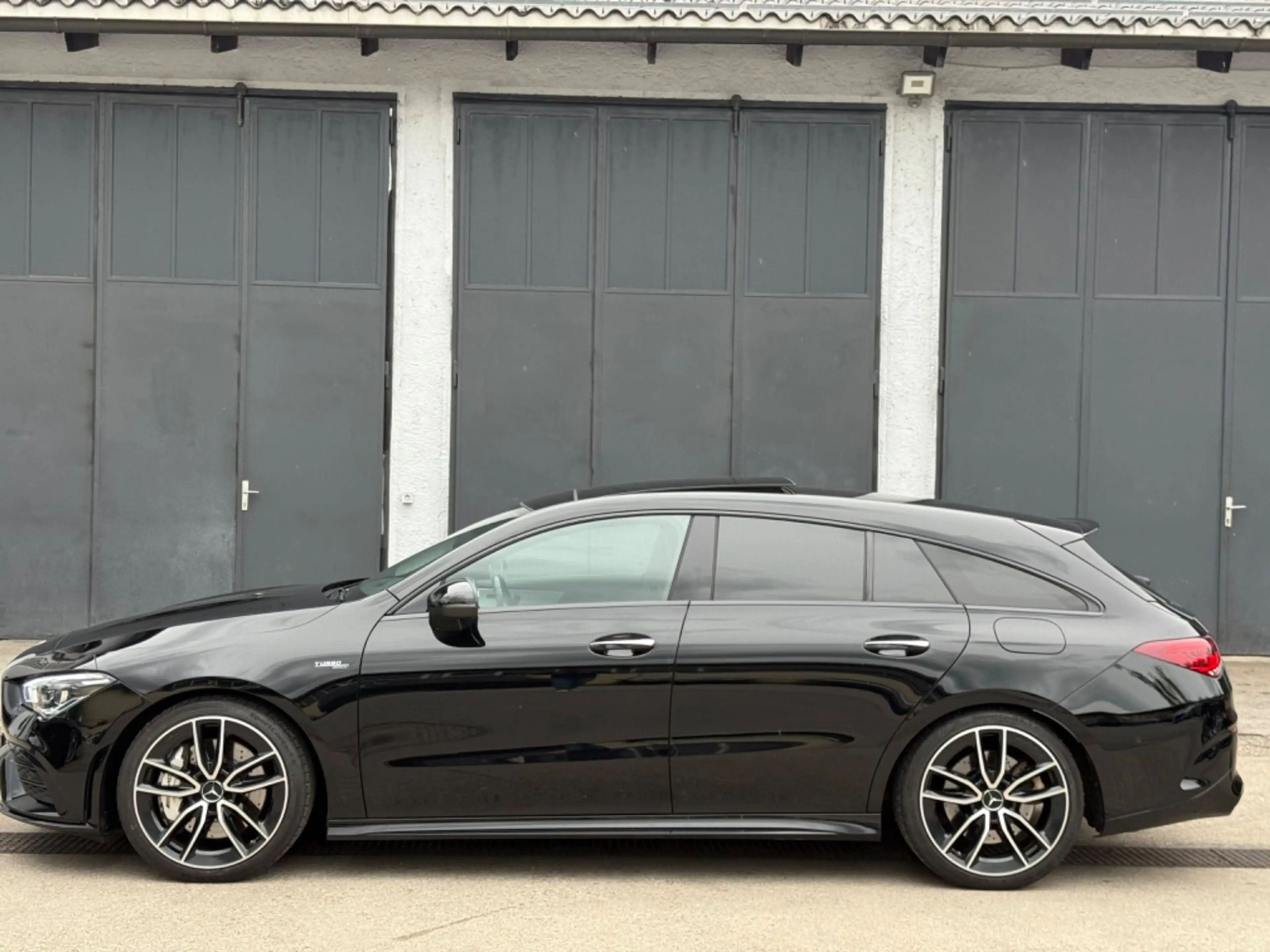 Mercedes-Benz CLA 35 AMG 4MATIC Shooting Brake Aut. — photo 12