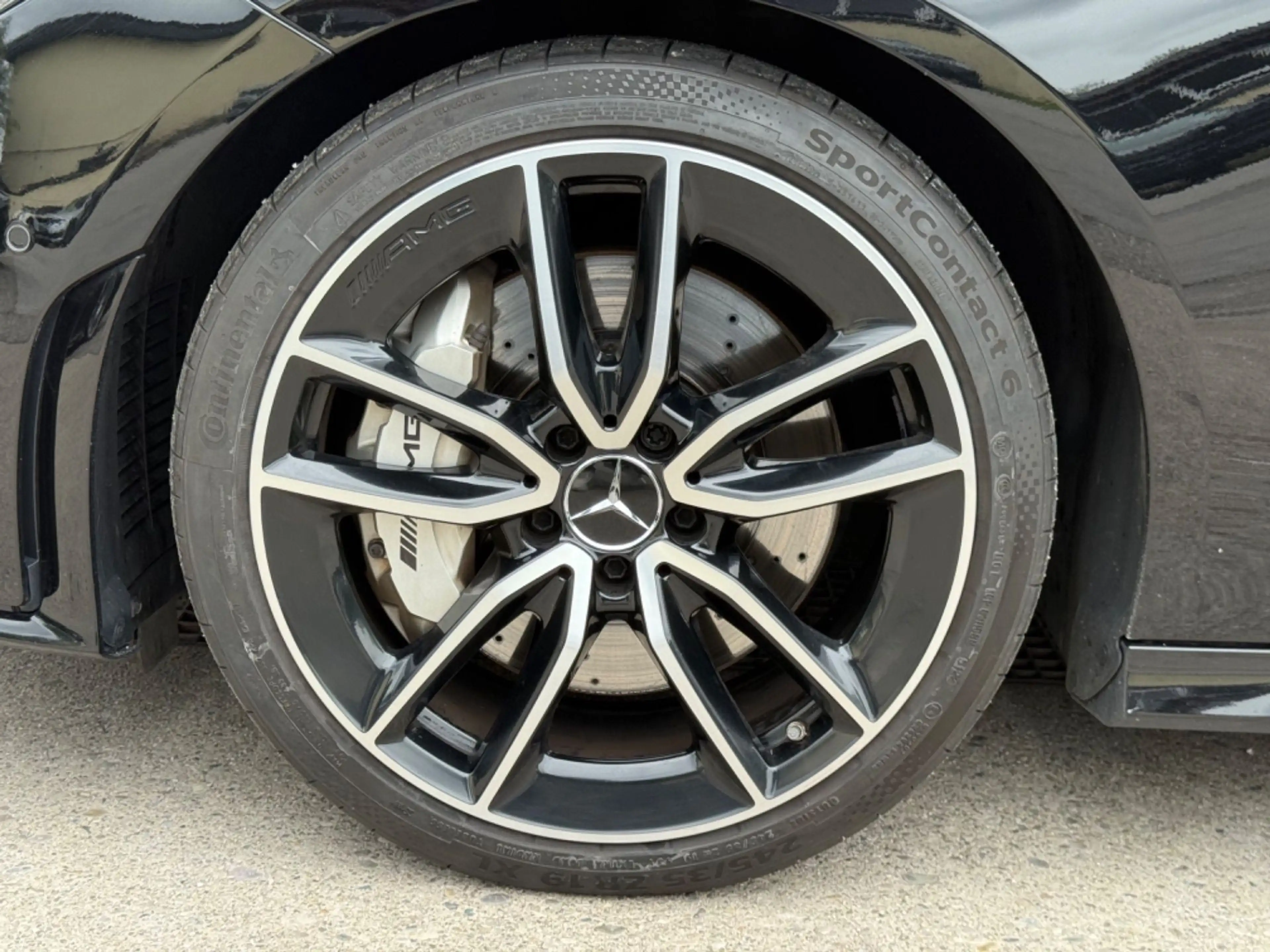 Mercedes-Benz CLA 35 AMG 4MATIC Shooting Brake Aut. — photo 11