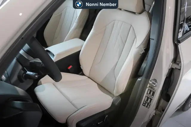 BMW X3 view 14