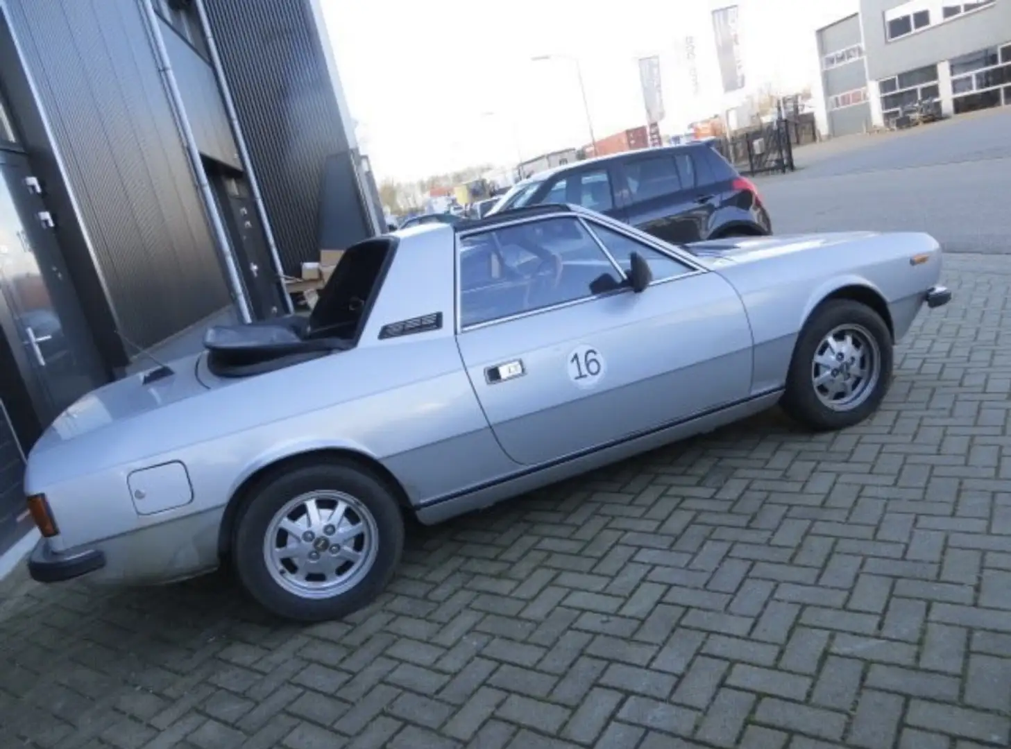 Lancia Beta spider 2000 Zilver - 1