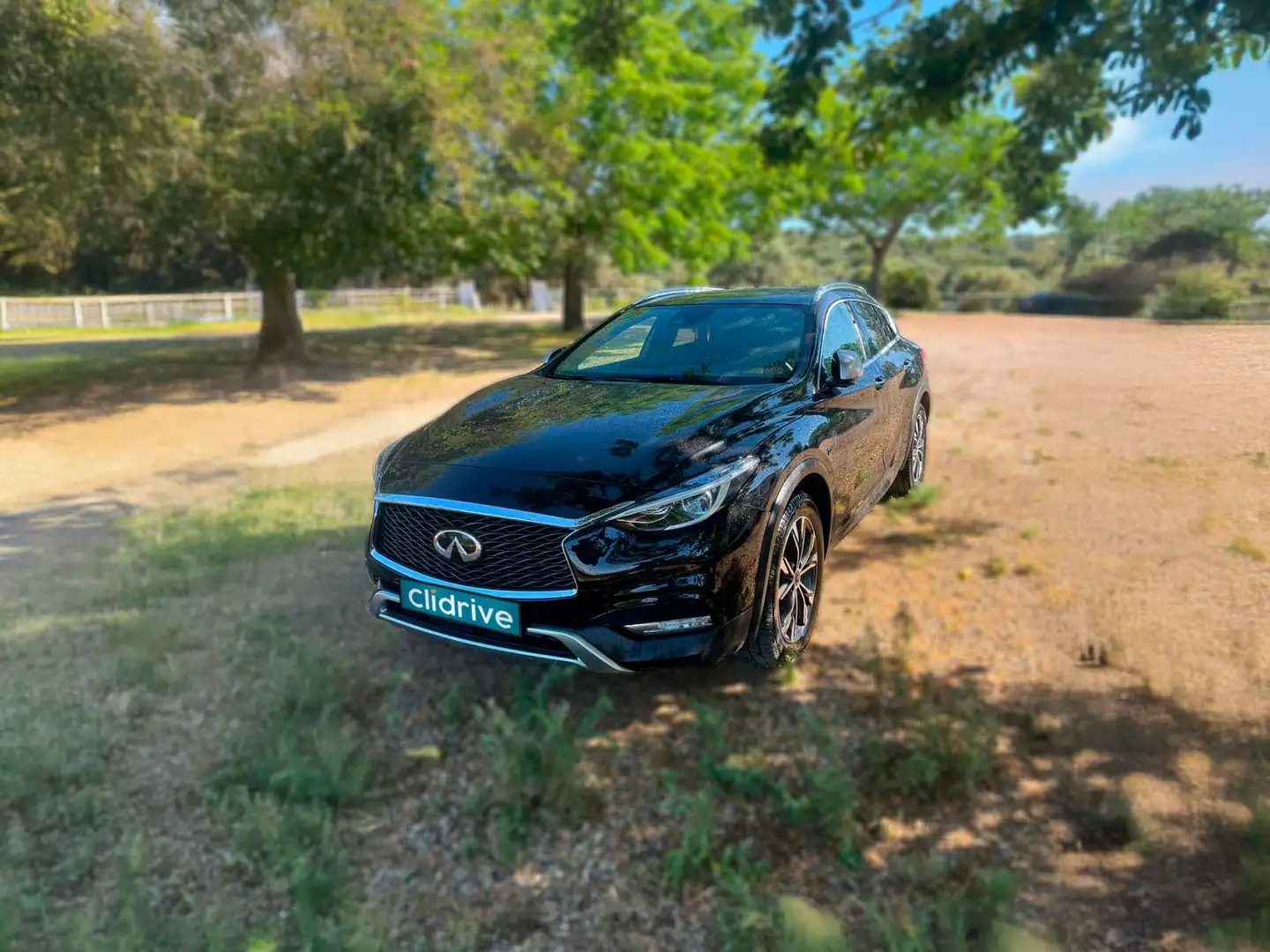 Infiniti QX30 2.2d Premium AWD 7DCT Negro - 2