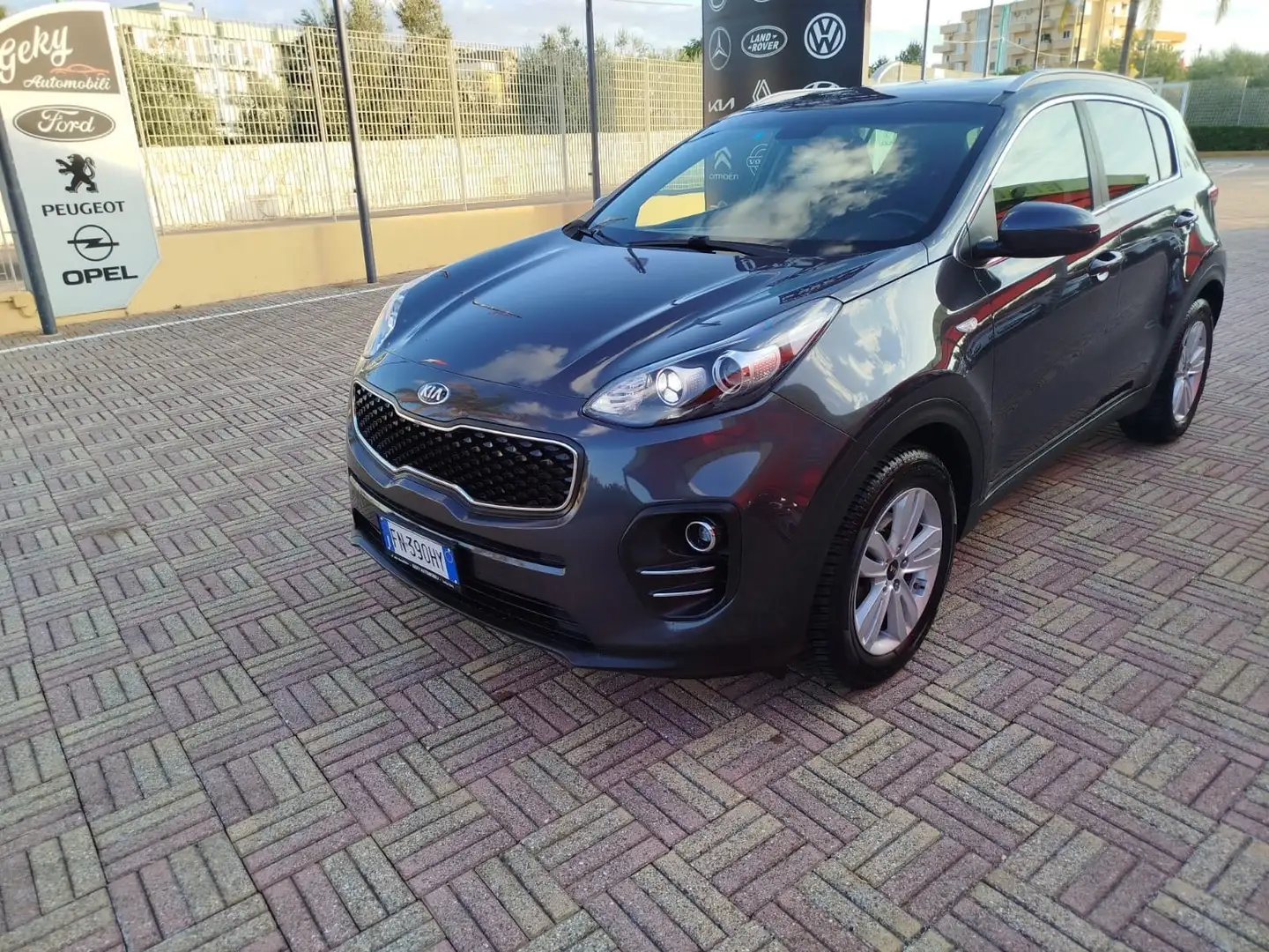 Kia Sportage Sportage 1.7 CRDI 2WD GT Line Bleu - 1