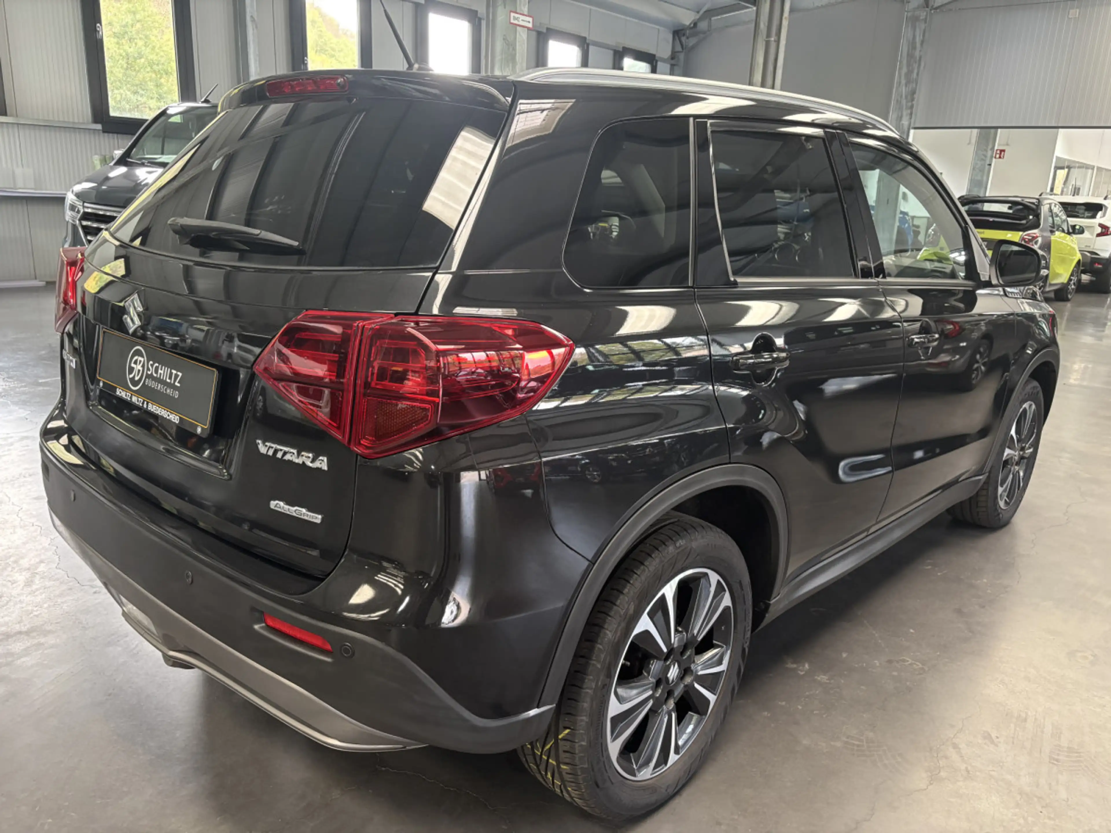 Suzuki Vitara 1.4 AllGrip GLX AT — photo 3