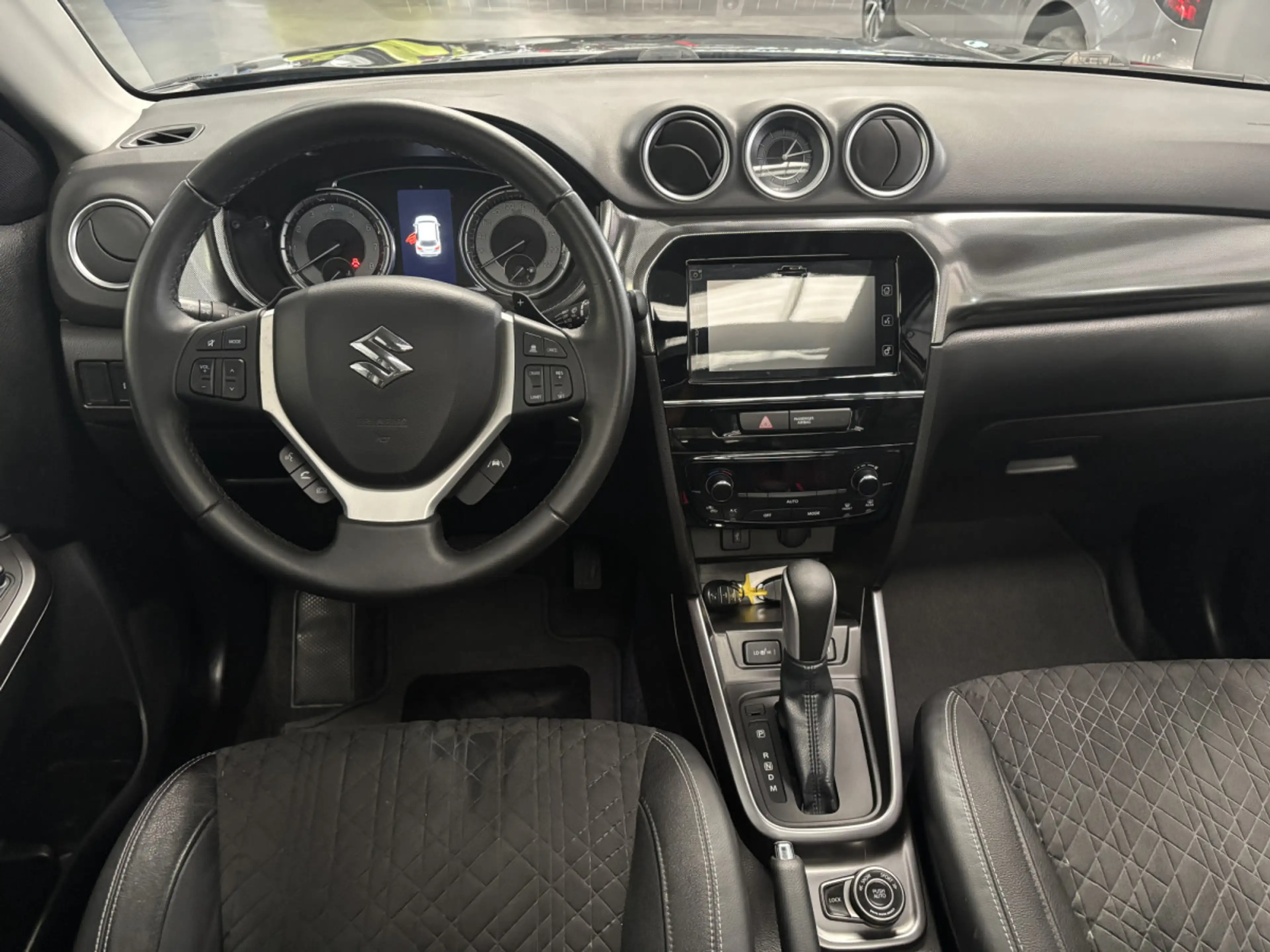 Suzuki Vitara 1.4 AllGrip GLX AT — photo 11