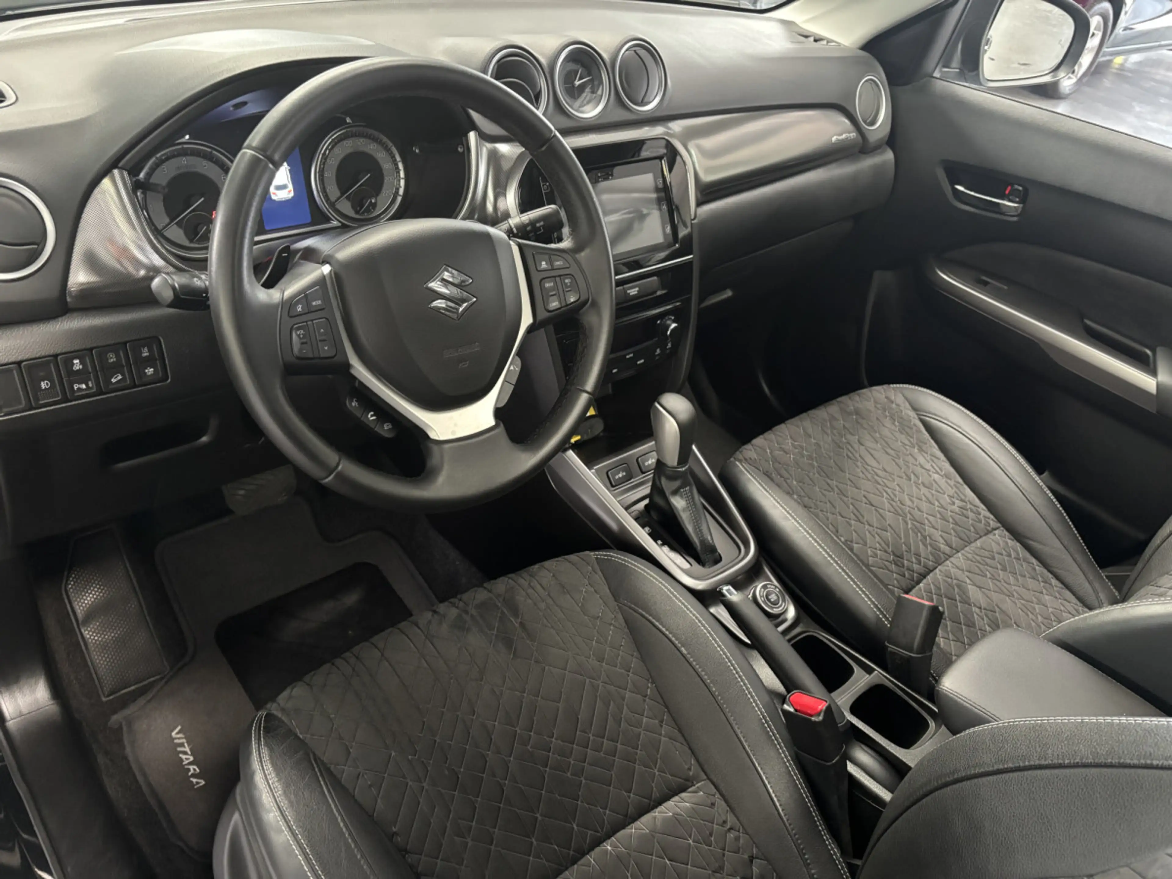 Suzuki Vitara 1.4 AllGrip GLX AT — photo 10