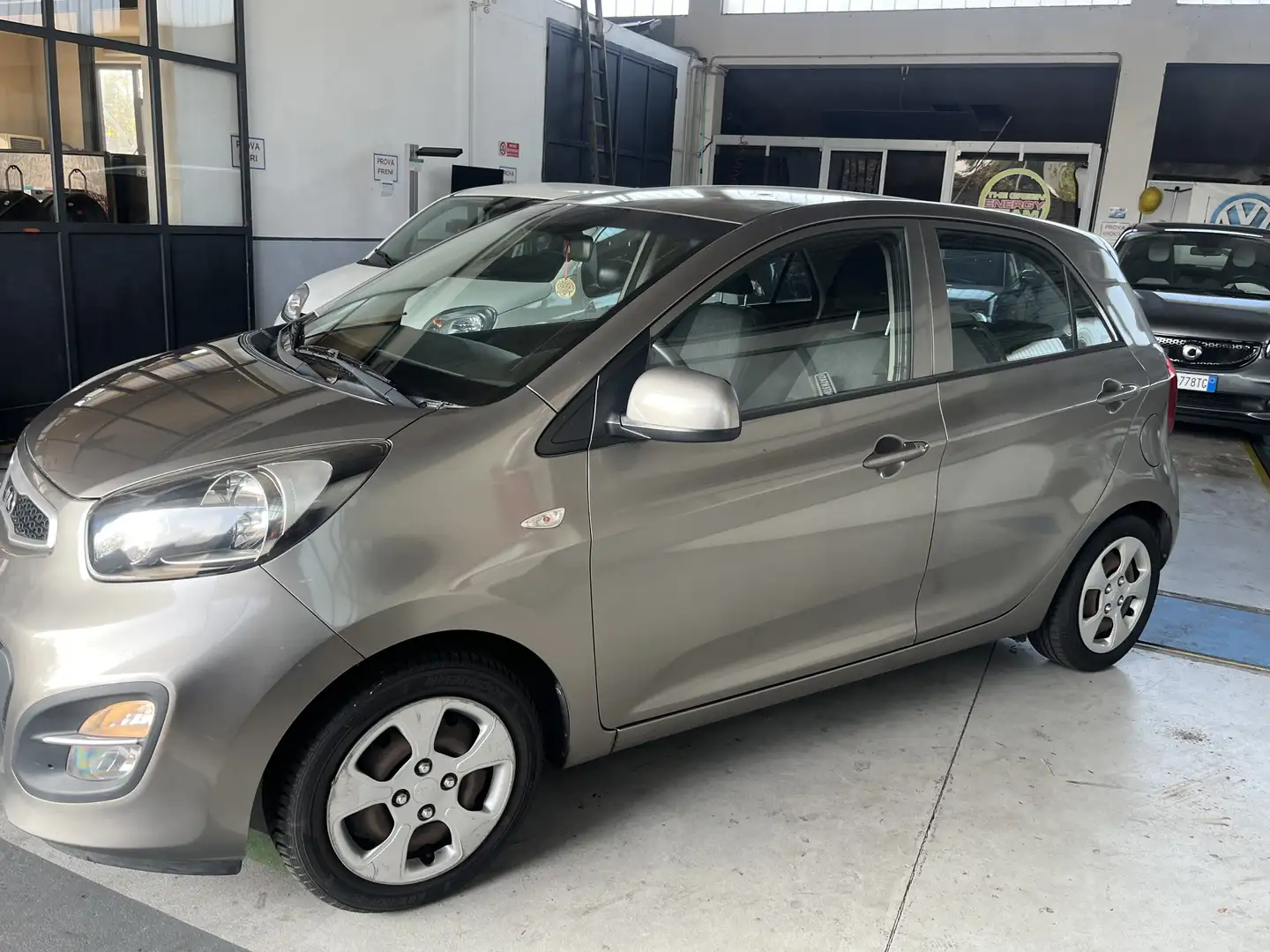 Kia Picanto Picanto II 1.0 City Gpl 5p my13 Gris - 2