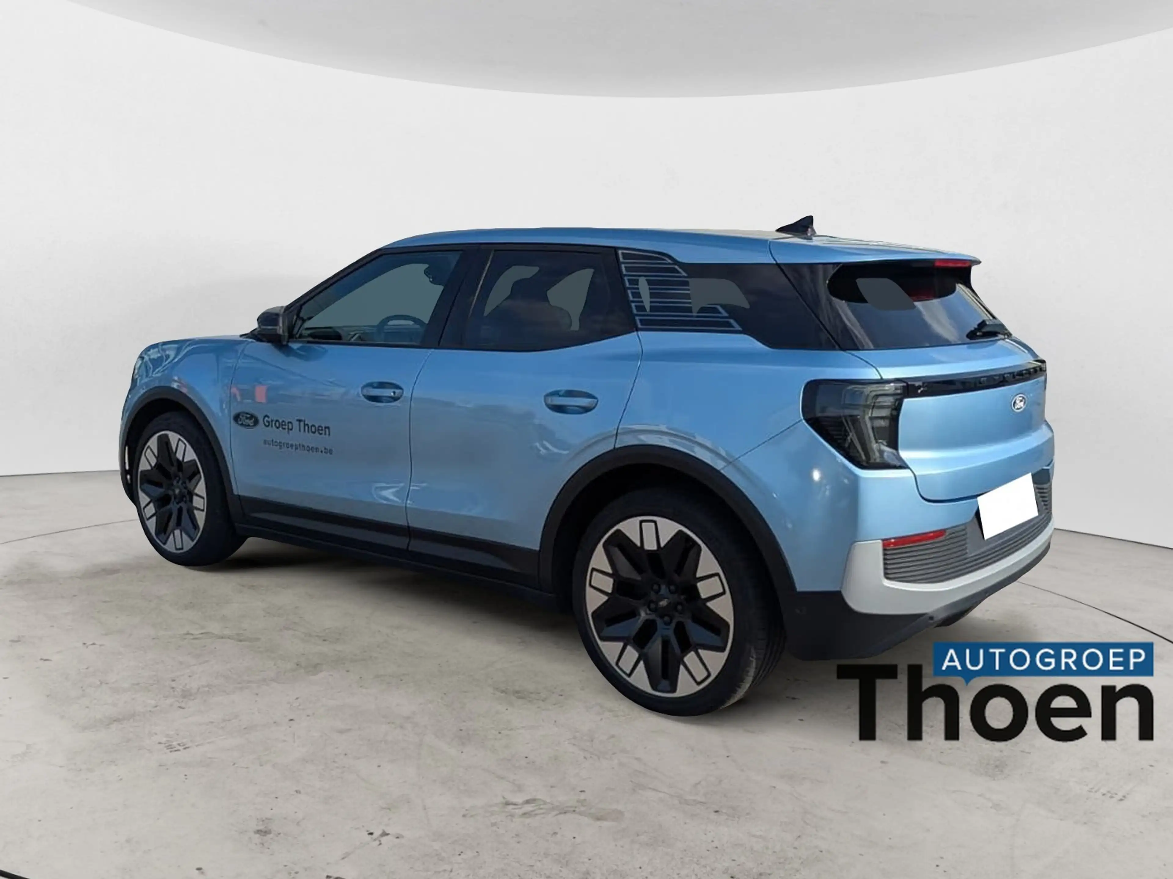 Ford Explorer EXPLORER PREMIUM 77KWH EXTENDED RANGE RWD 286PK/210KW A1 — photo 3