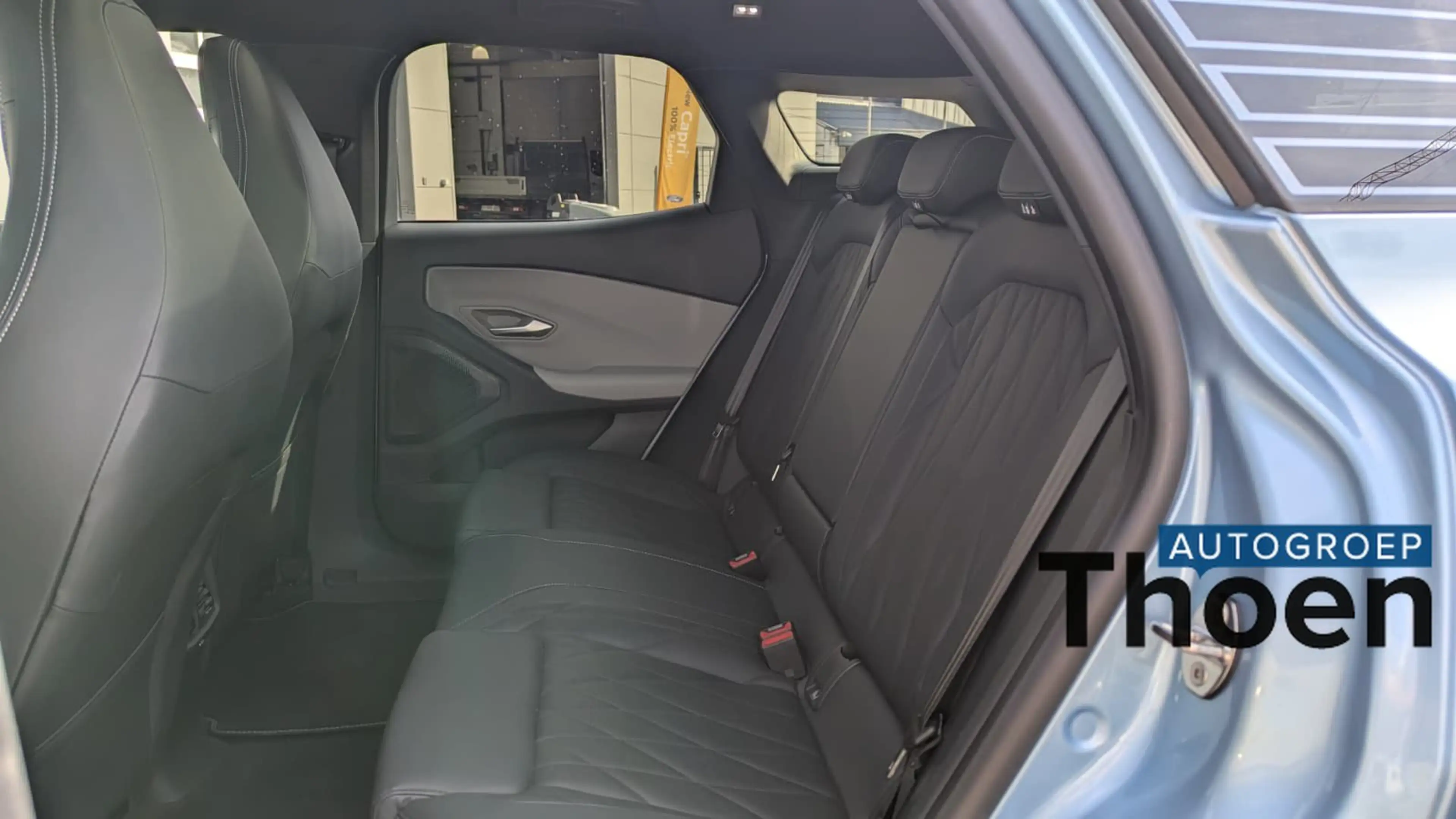 Ford Explorer EXPLORER PREMIUM 77KWH EXTENDED RANGE RWD 286PK/210KW A1 — photo 10