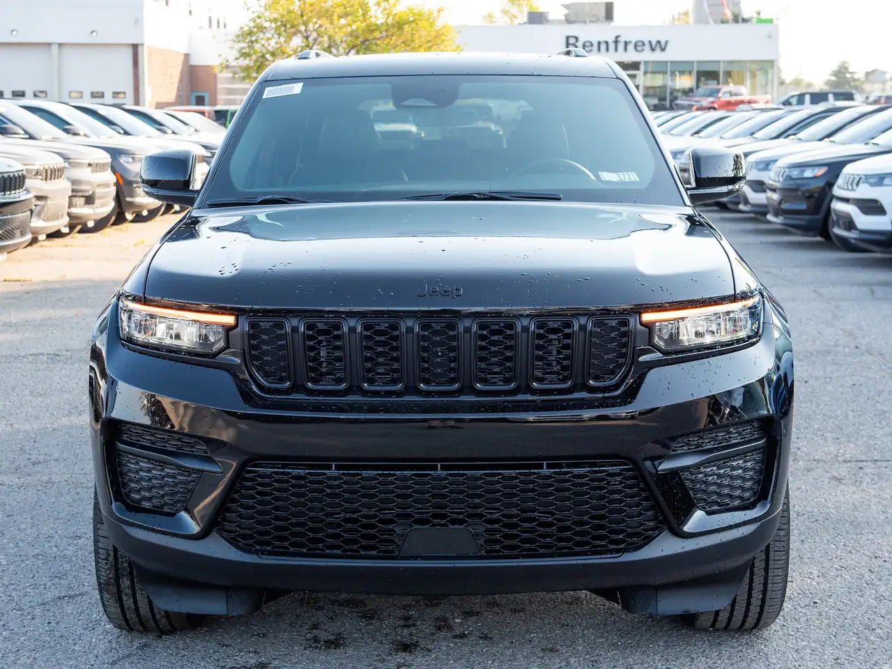 Jeep Grand Cherokee снимка Jeep Grand Cherokee