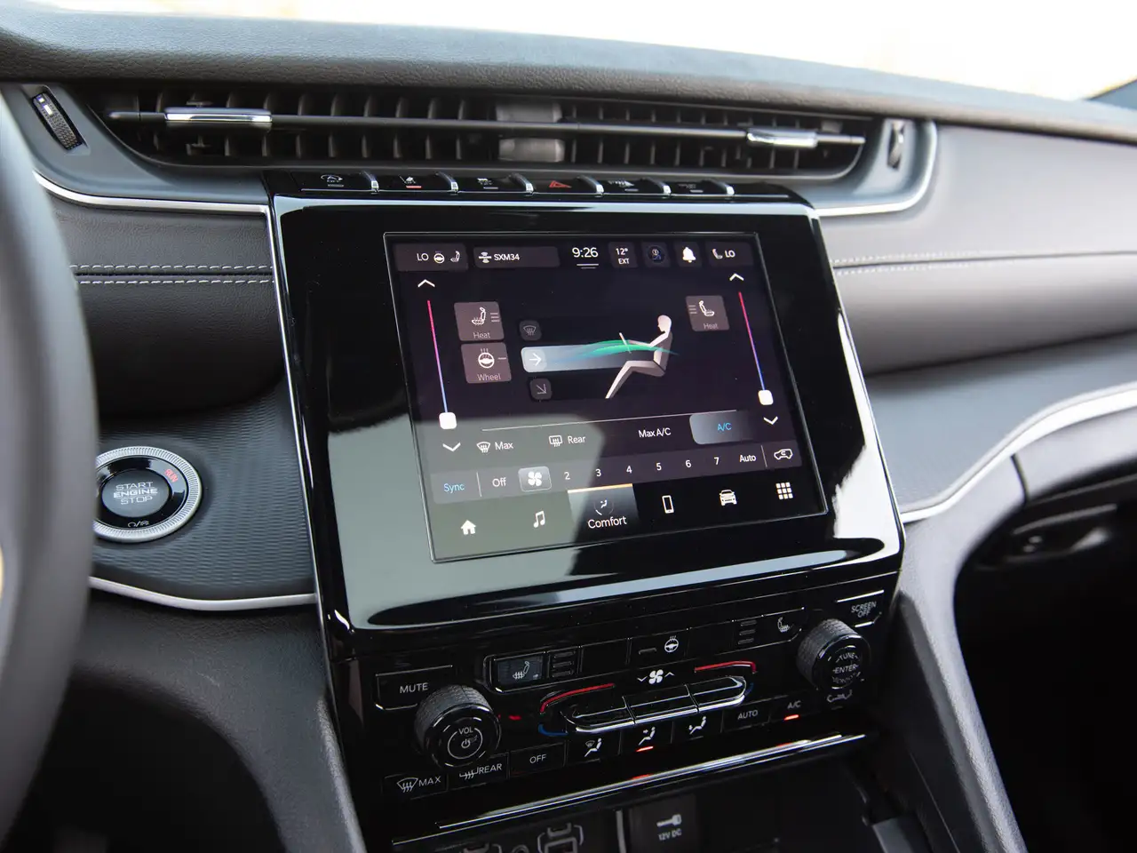 Jeep Grand Cherokee снимка Jeep Grand Cherokee