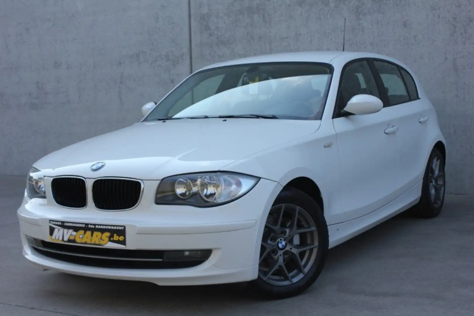 BMW 116 BMW 116i/5-deur/Pdc Weiß - 2