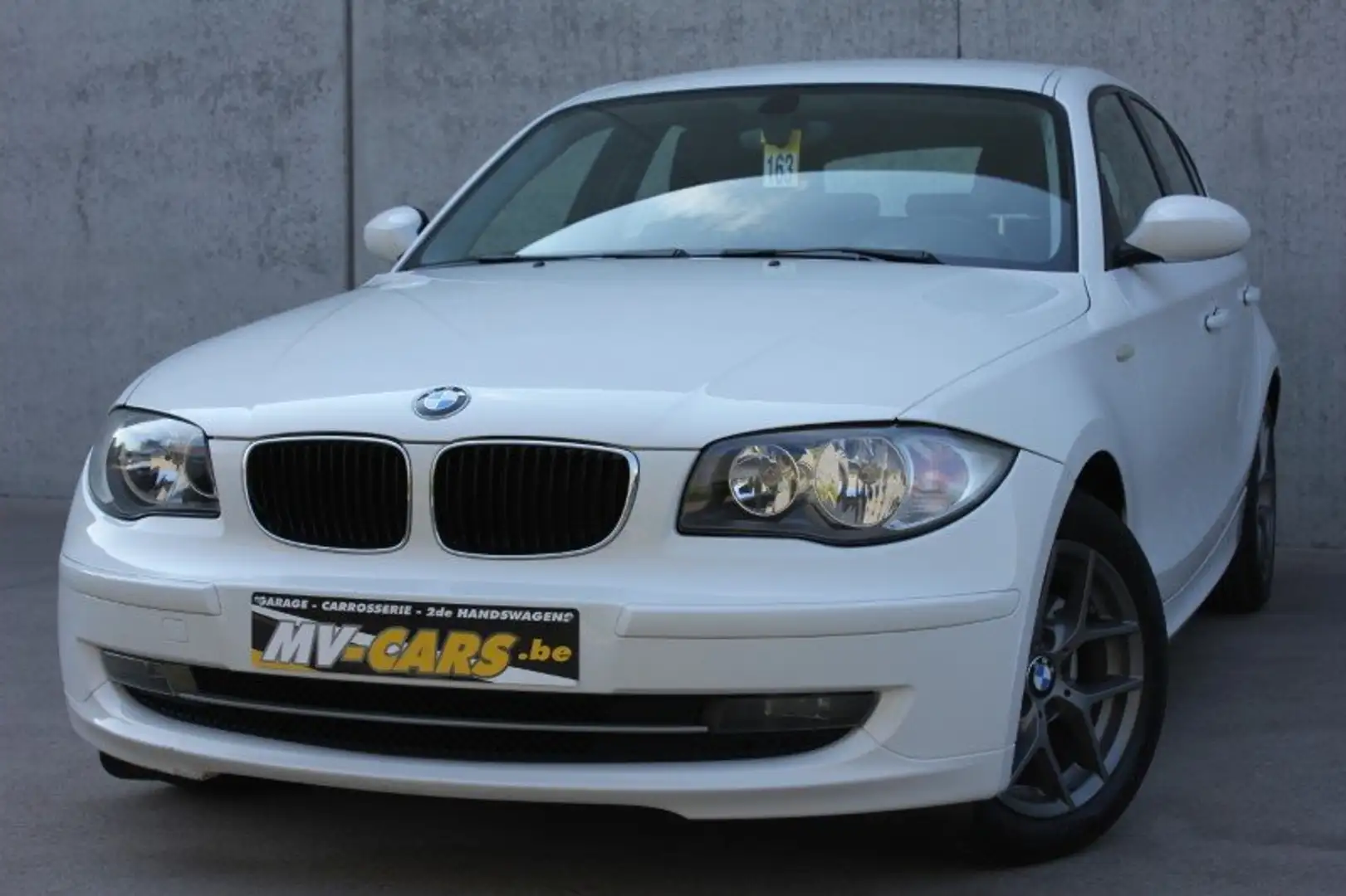 BMW 116 BMW 116i/5-deur/Pdc Weiß - 1