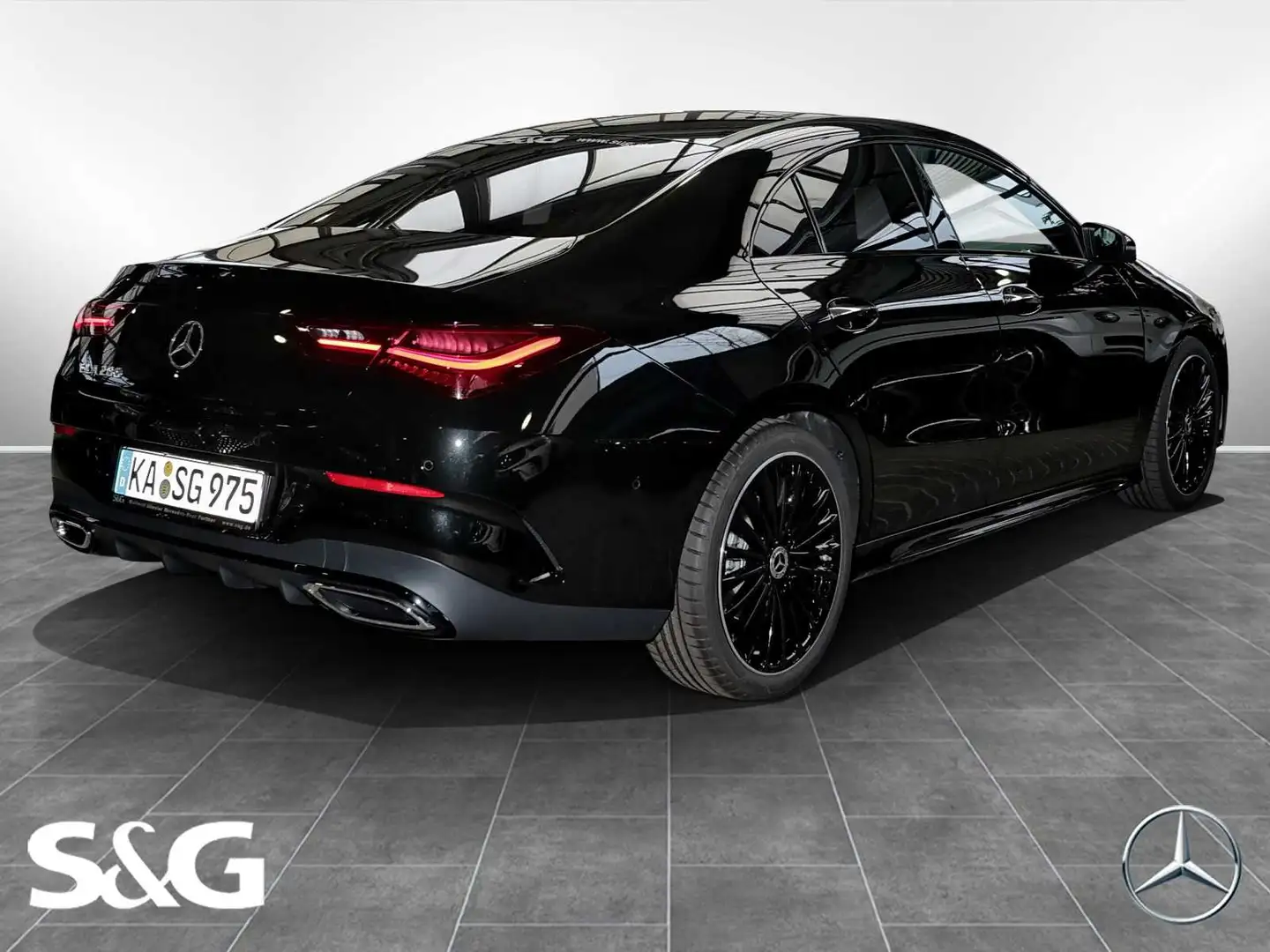 Mercedes-Benz CLA 200 Coupé Ed. AMG Night+MBUX+M-LED+360°+Pano Schwarz - 2