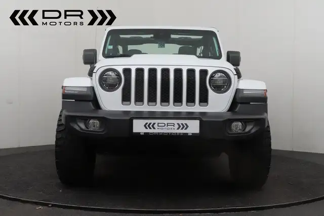 Jeep Wrangler view 11