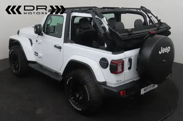 Jeep Wrangler view 5