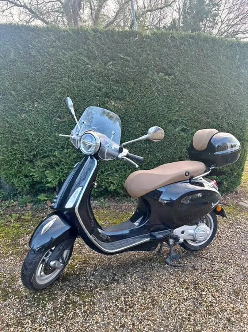 Piaggio Primavera Vespa 50 Noir - 1