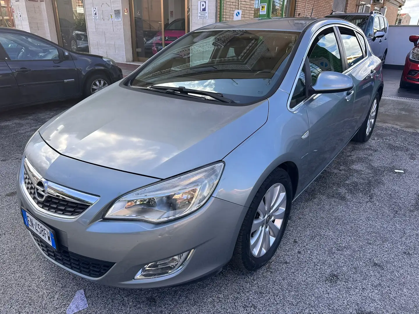 Opel Astra Astra IV 2010 5p 1.7 cdti ecoflex Cosmo s Grigio - 1