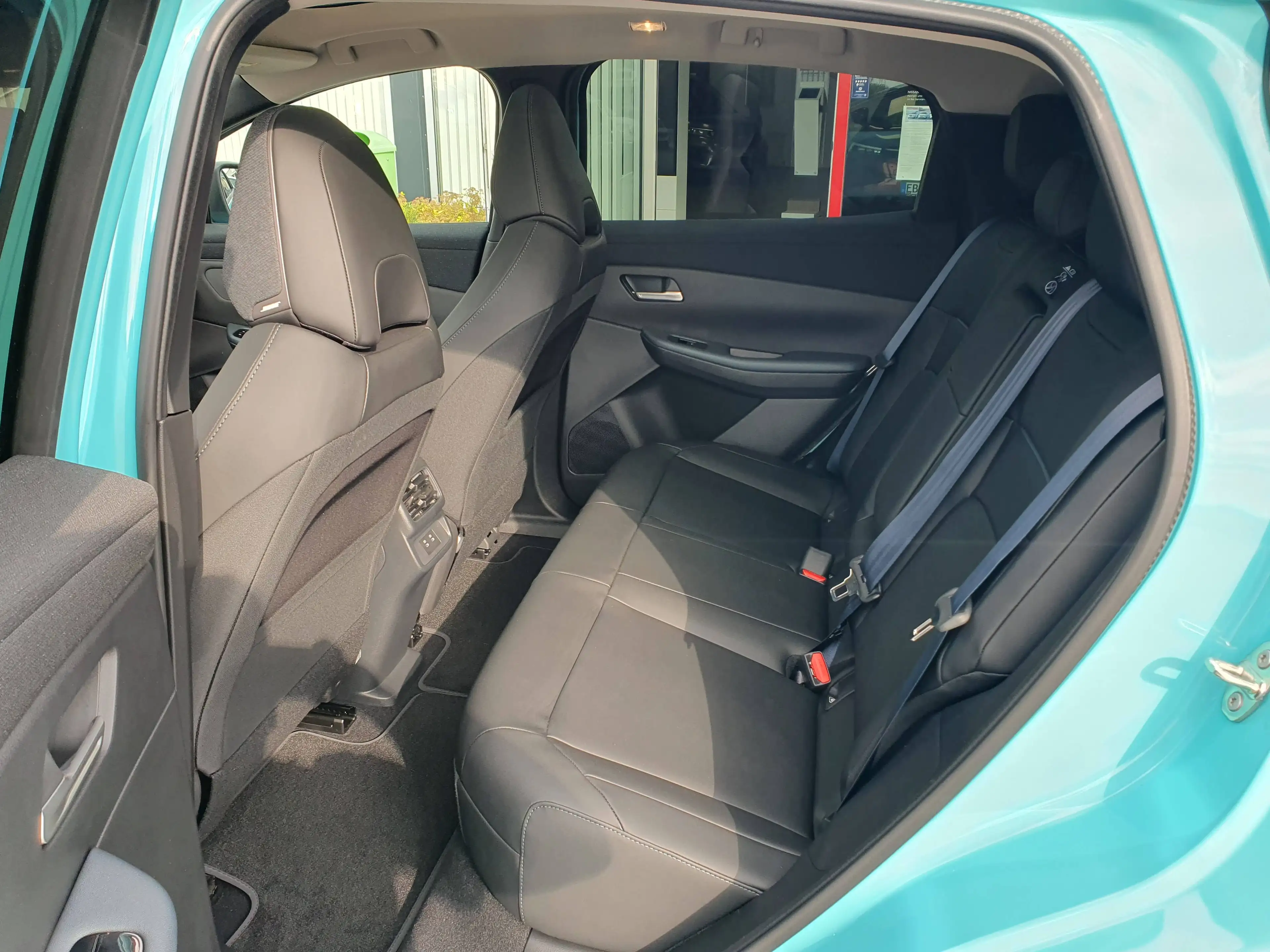 Nissan Leaf Leaf 75 kWh Evolve BOSE — photo 11