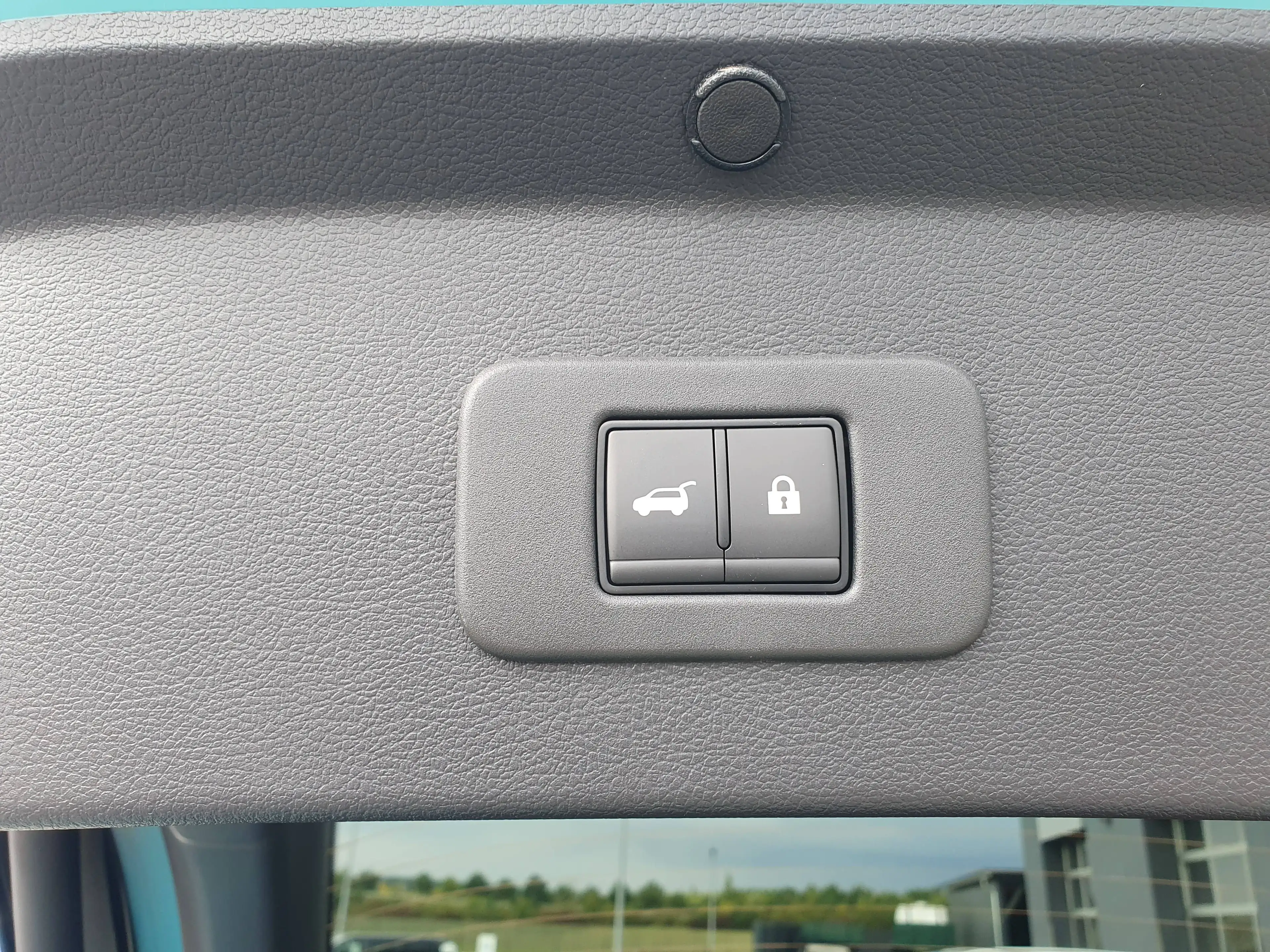 Nissan Leaf Leaf 75 kWh Evolve BOSE — photo 6