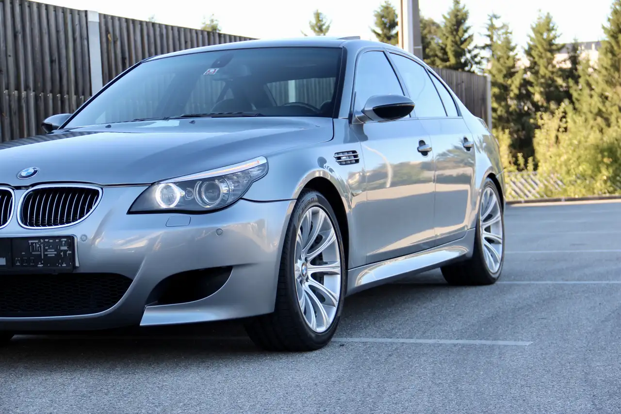 BMW M5