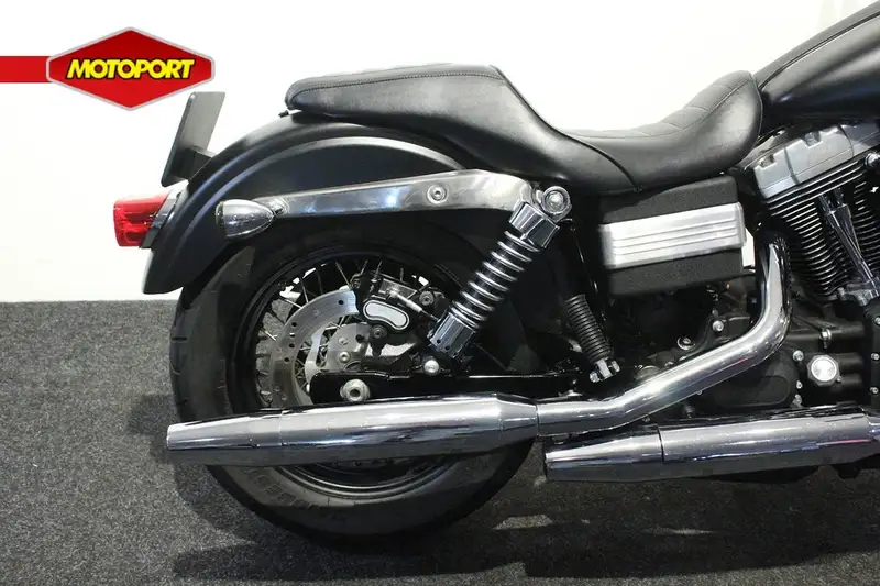 Harley-Davidson Street Bob - foto 3