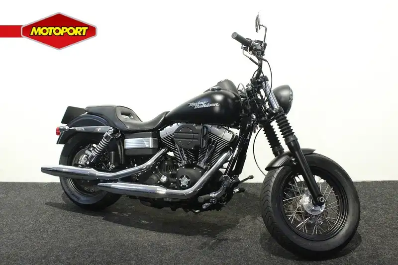 Harley-Davidson Street Bob - foto 7