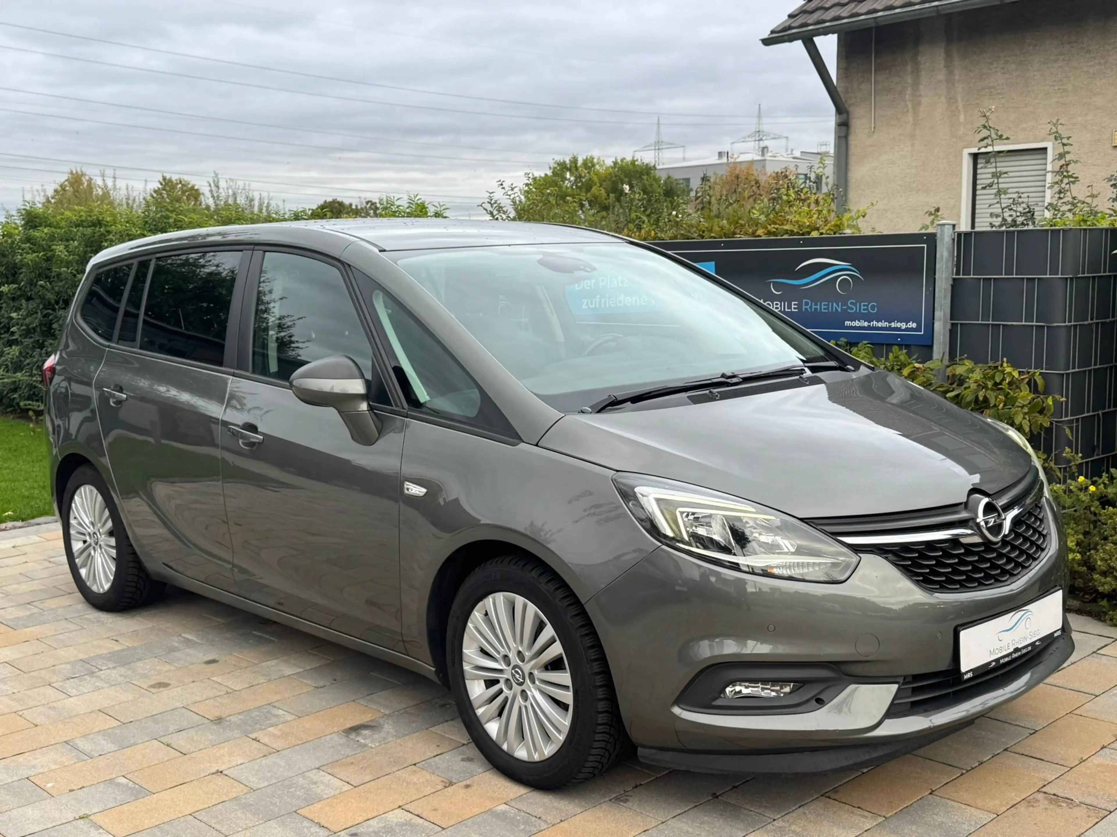 Opel Zafira Zafira C Edition 1.4 *CAM*Navi*7-Sitzer*PDC*2Hd*
