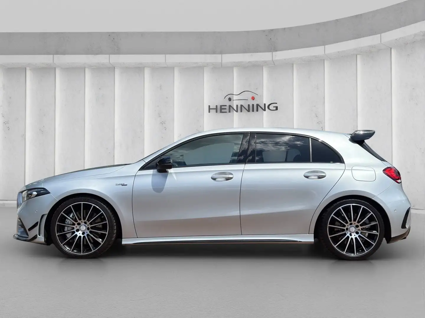 Mercedes-Benz A 35 AMG 4MATIC Aerodynamik Night Totwinkel 19" Argent - 2