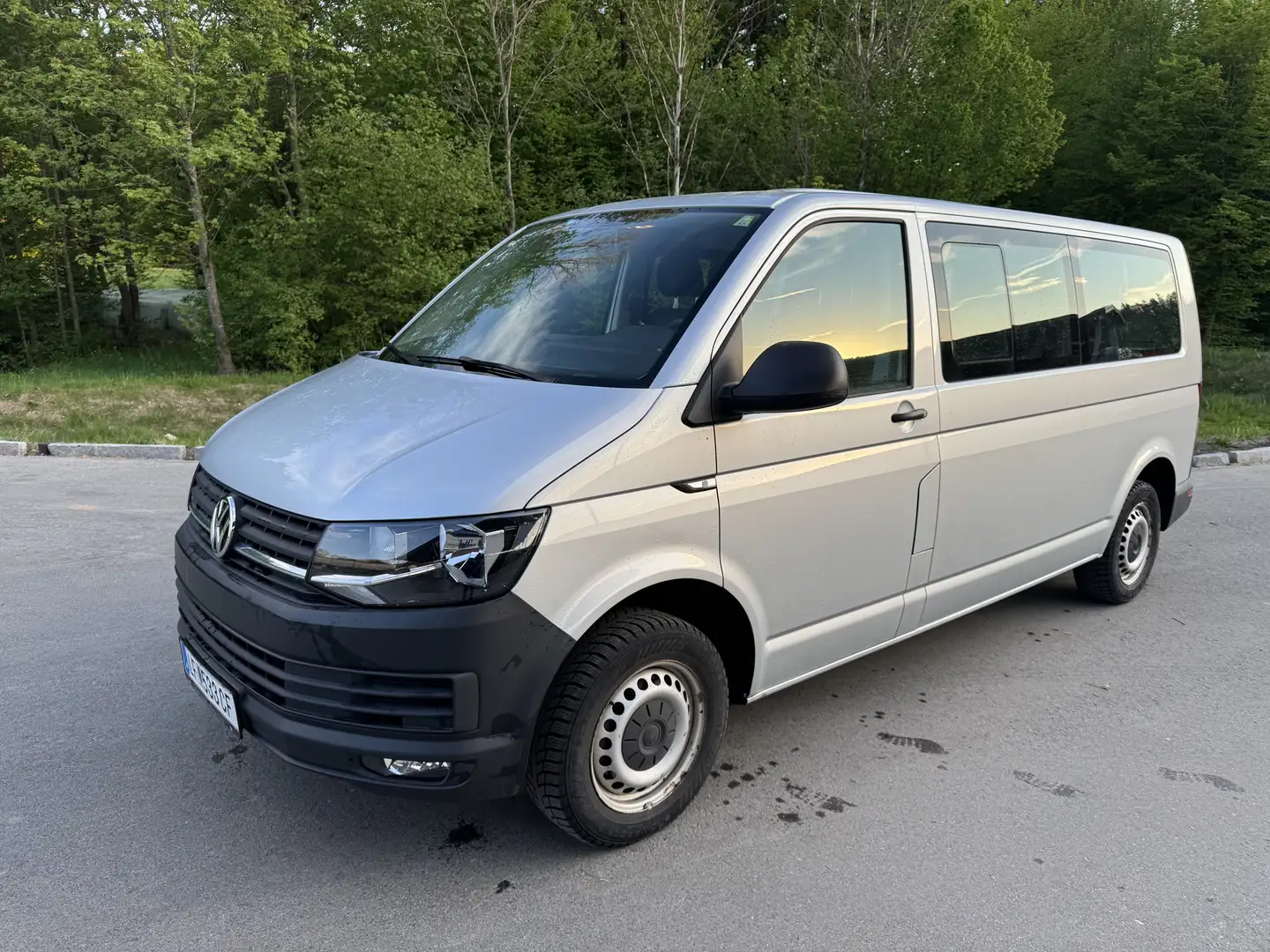 Volkswagen T6 Transporter Transporter T6 4Motion LR Silber - 1
