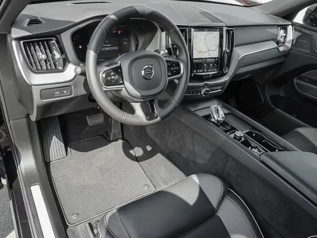 Volvo XC60 view 10