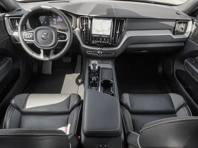 Volvo XC60 view 11