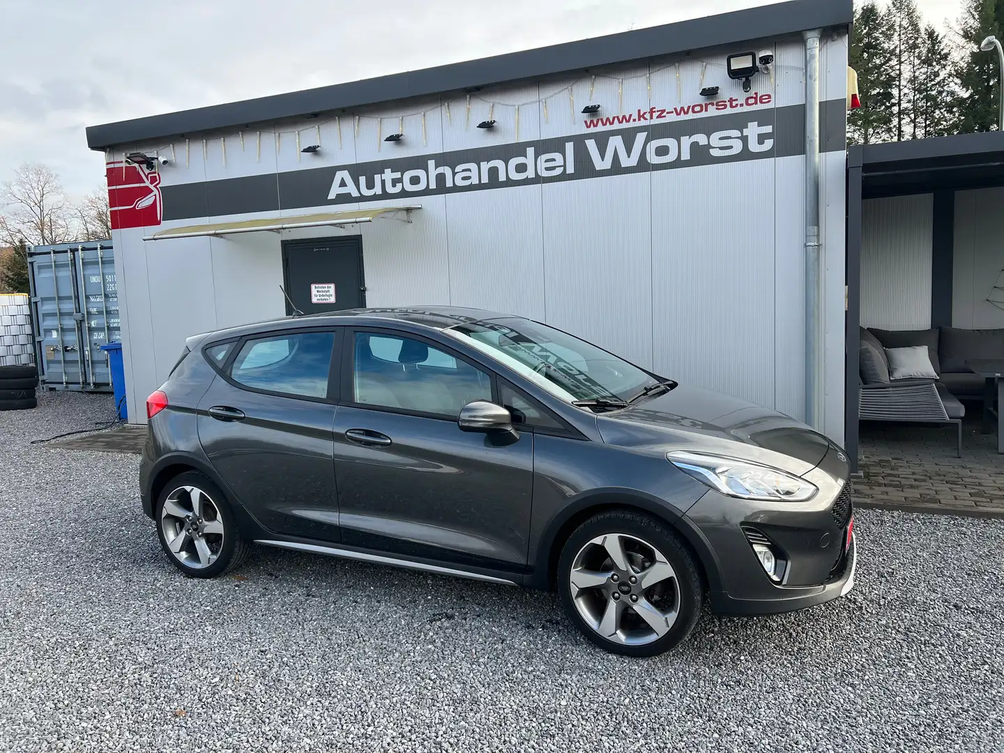 Ford Fiesta Active-verschiedene Modelle vorrätig Grau - 1