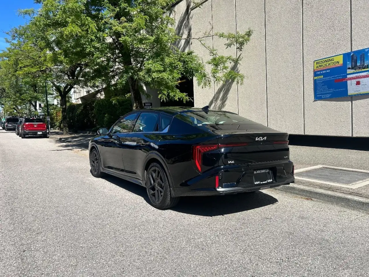 Kia K4 снимка Kia K4