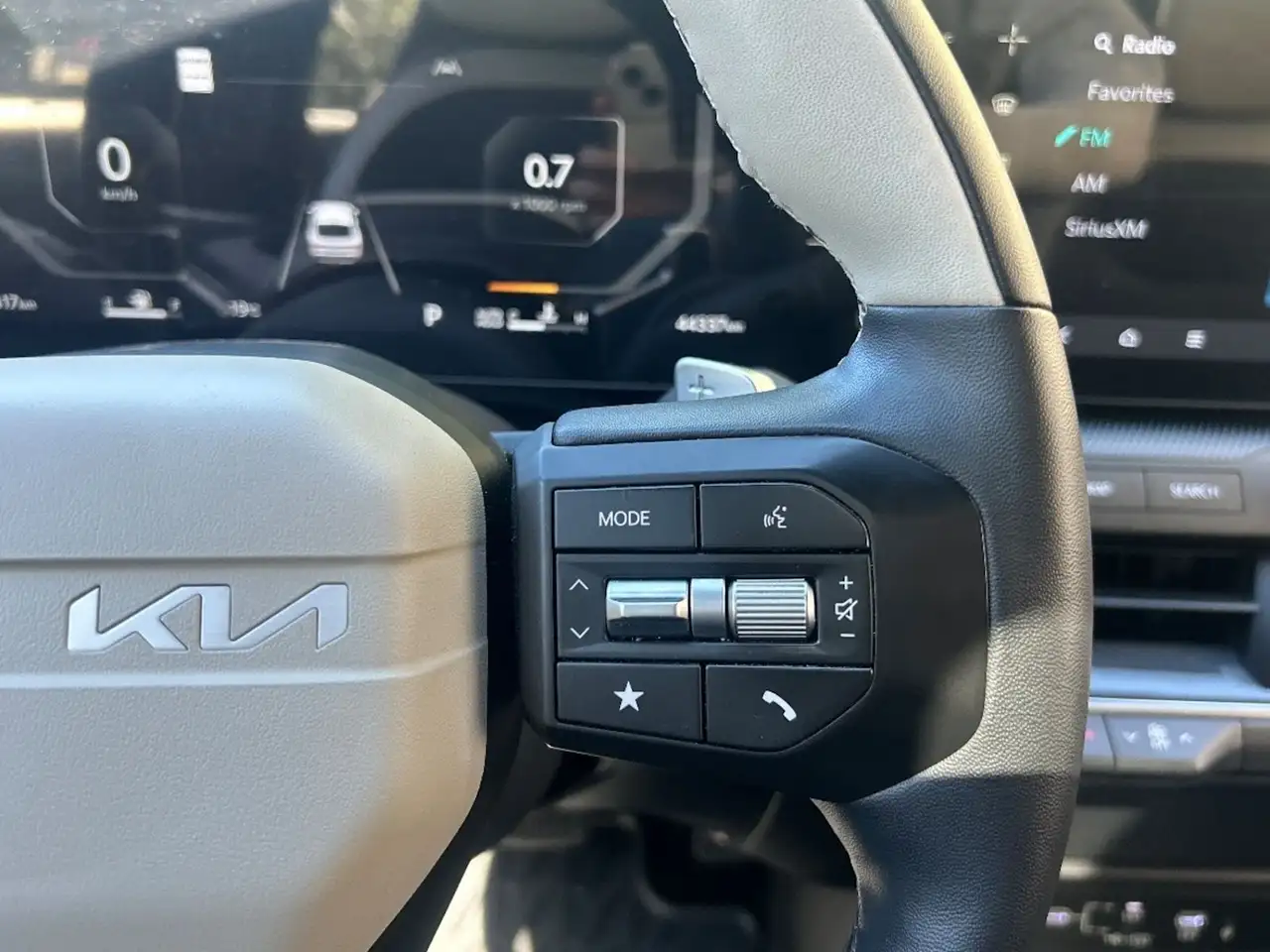 Kia K4 снимка Kia K4