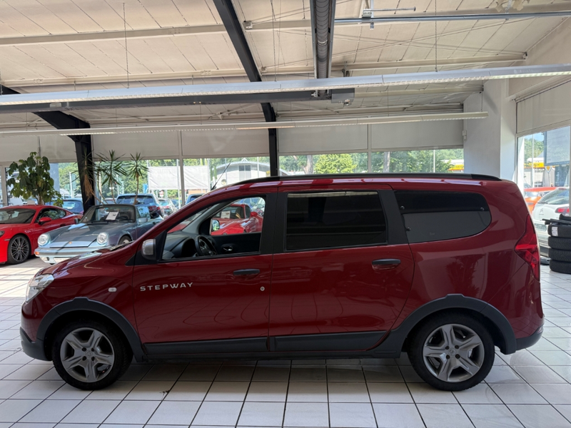 Dacia Lodgy Stepway 1.Hand Scheckehft 7-Sitzer — photo 5