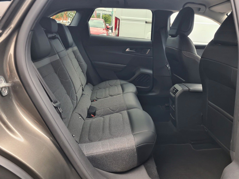 Citroen C5 X Feel Pack 1.2 AUT - NAVI - AHK -  8 x ALU — photo 15