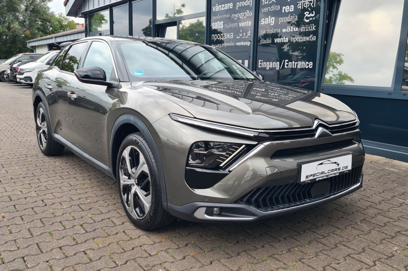 Citroen C5 X Feel Pack 1.2 AUT - NAVI - AHK -  8 x ALU