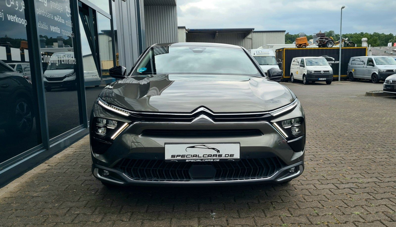 Citroen C5 X Feel Pack 1.2 AUT - NAVI - AHK -  8 x ALU — photo 2