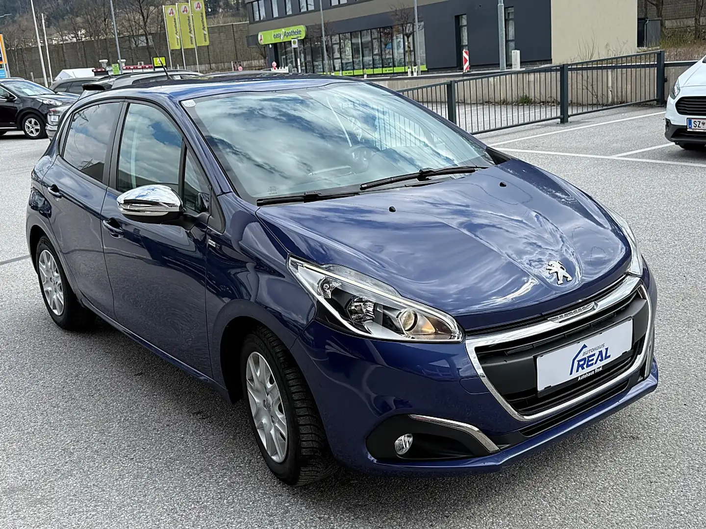 Peugeot 208 Style 1,2 PureTech 82 / 1. Besitz Blau - 2