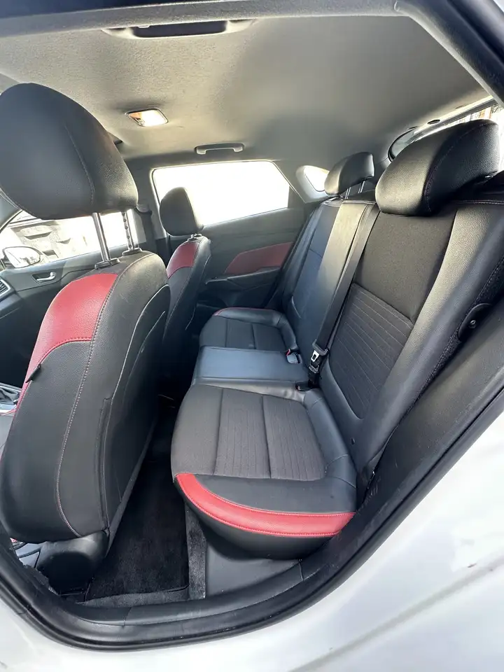 Hyundai ACCENT снимка Hyundai ACCENT