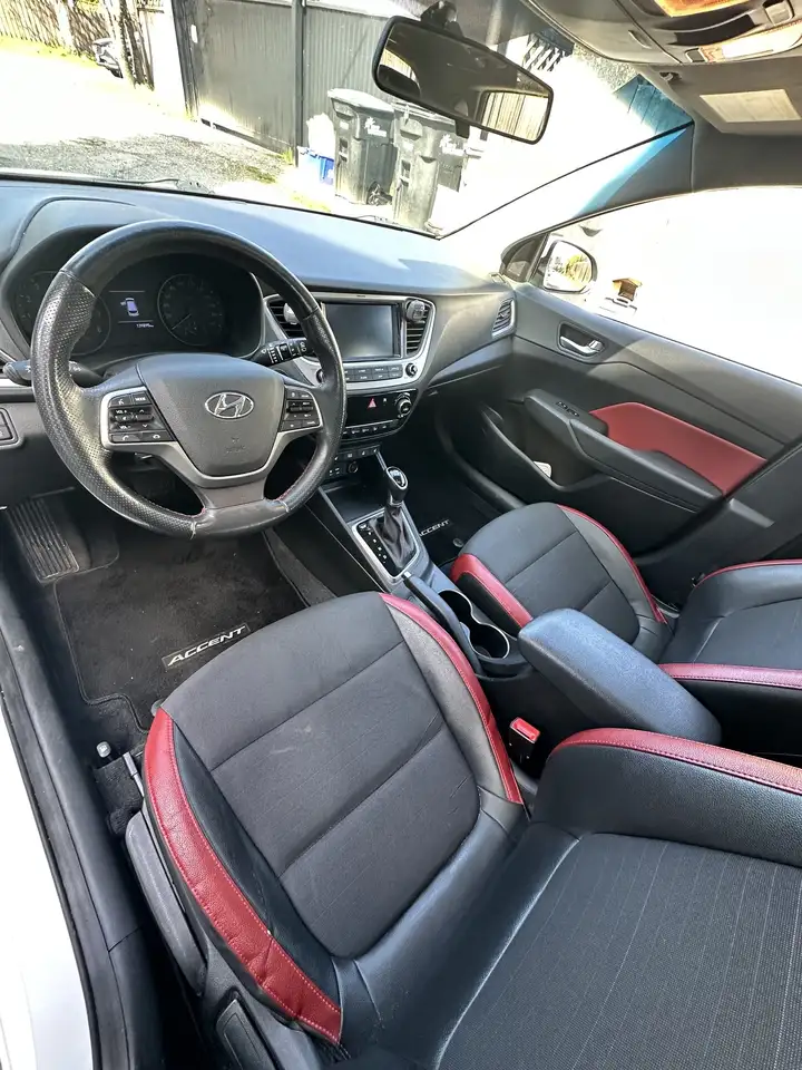 Hyundai ACCENT снимка Hyundai ACCENT