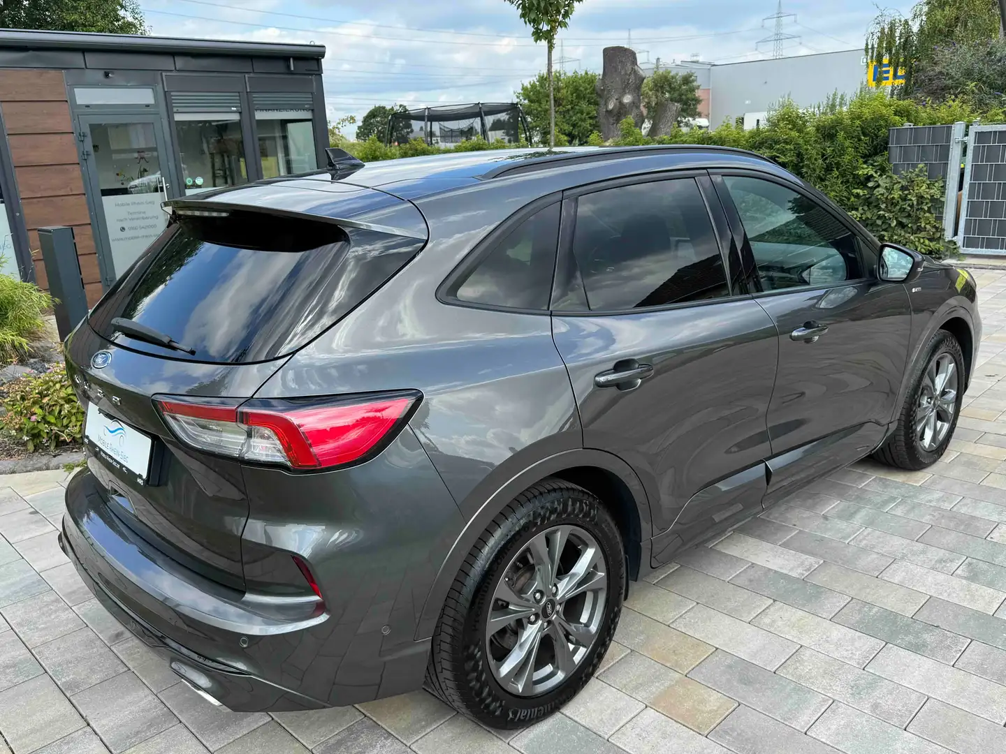 Ford Kuga ST-Line X 2.0 *LED*AHK*Cam*Navi*Automatik* Grijs - 2