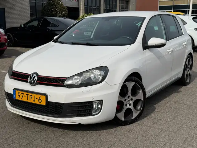 Volkswagen Golf GTI 2.0