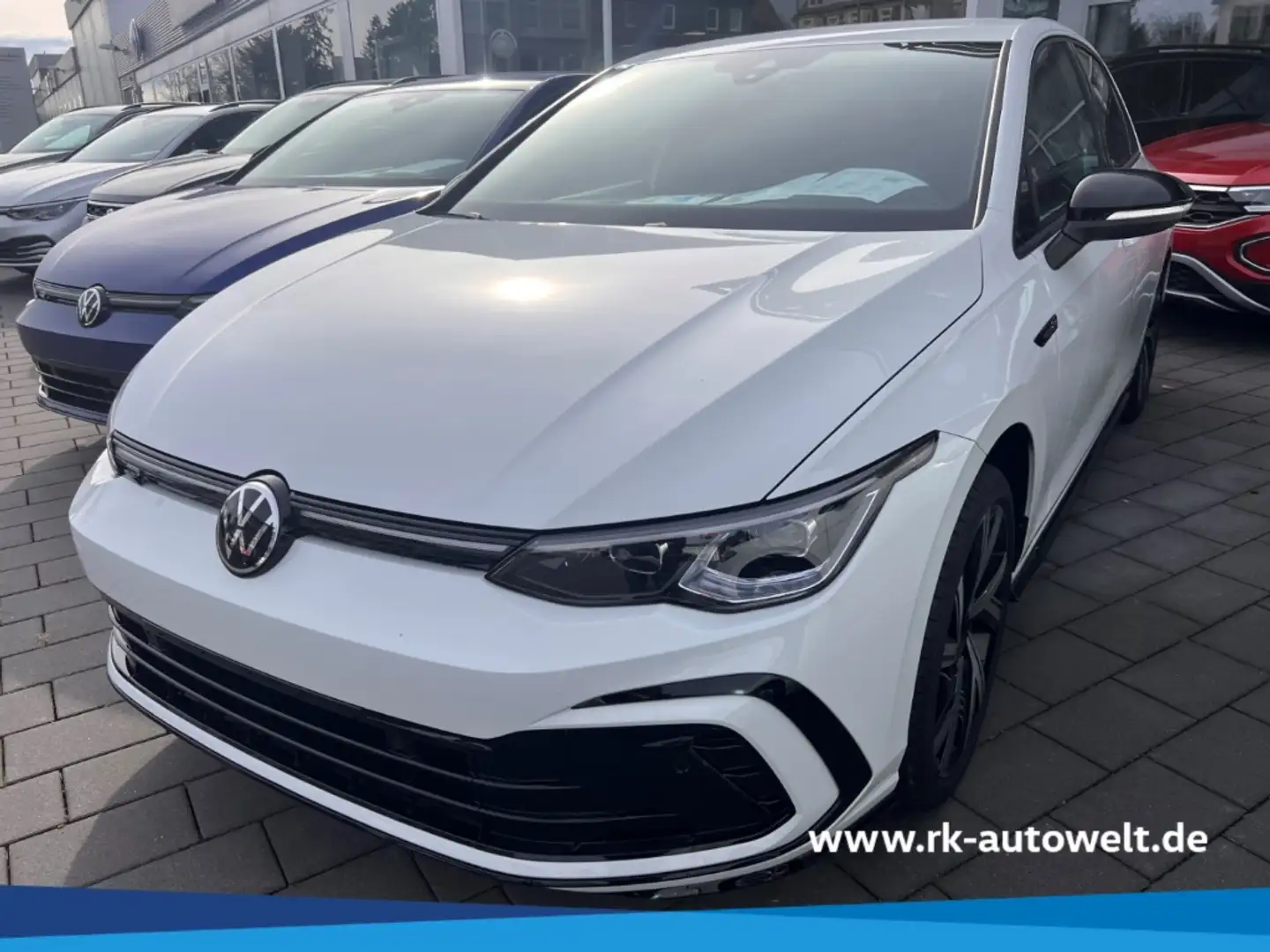 Volkswagen Golf VIII R-Line eTSI 1.5 LED Navi Keyless Kurvenlicht Weiß - 1