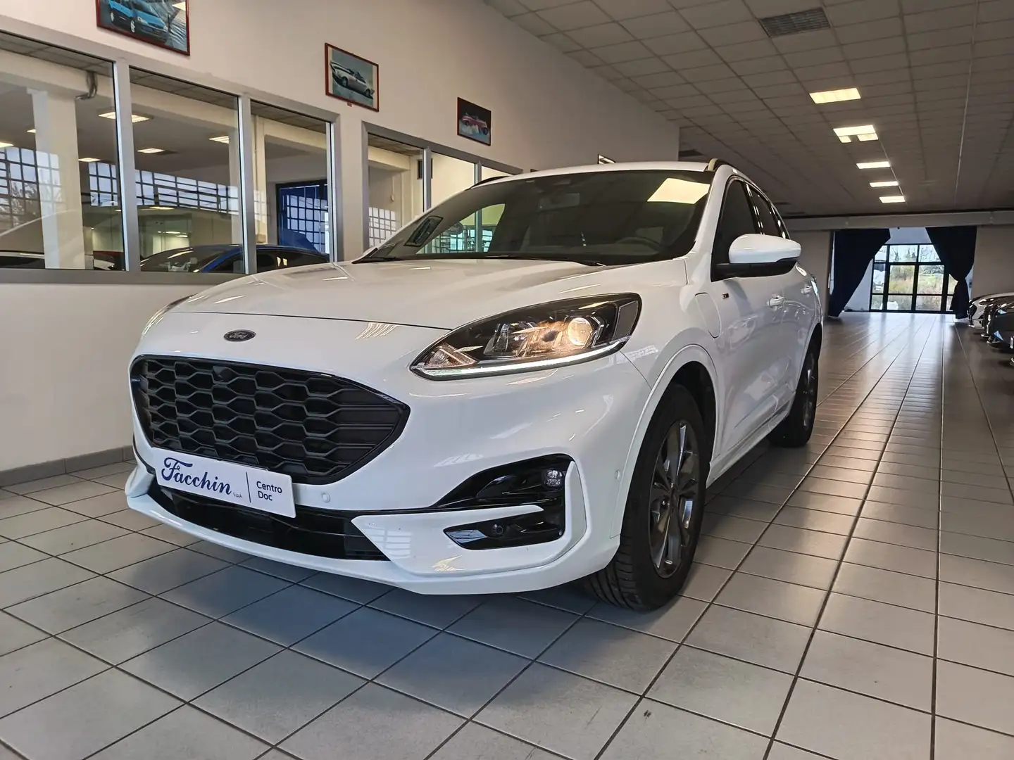 Ford Kuga 2.5 PHEV 225cv 2wd cvt ST-LINE Blanco - 1