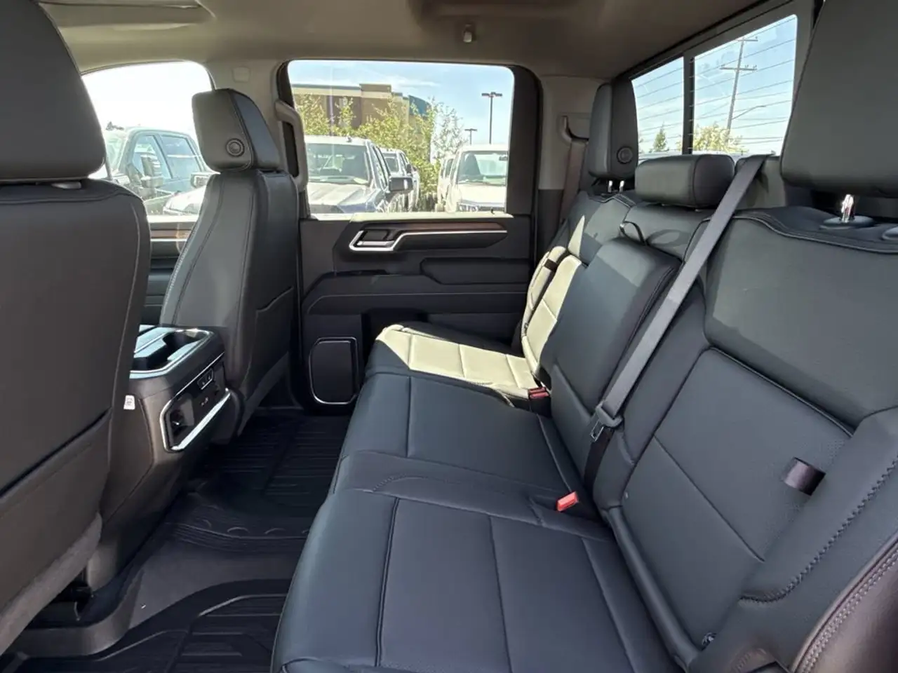 GMC Sierra 2500HD снимка GMC Sierra 2500HD