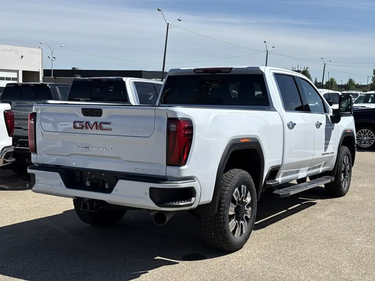 GMC Sierra 2500HD снимка GMC Sierra 2500HD