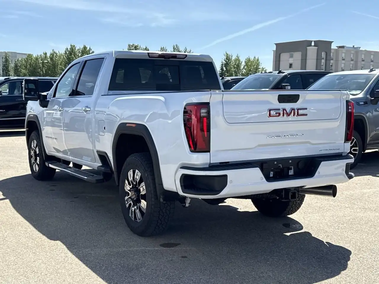 GMC Sierra 2500HD снимка GMC Sierra 2500HD
