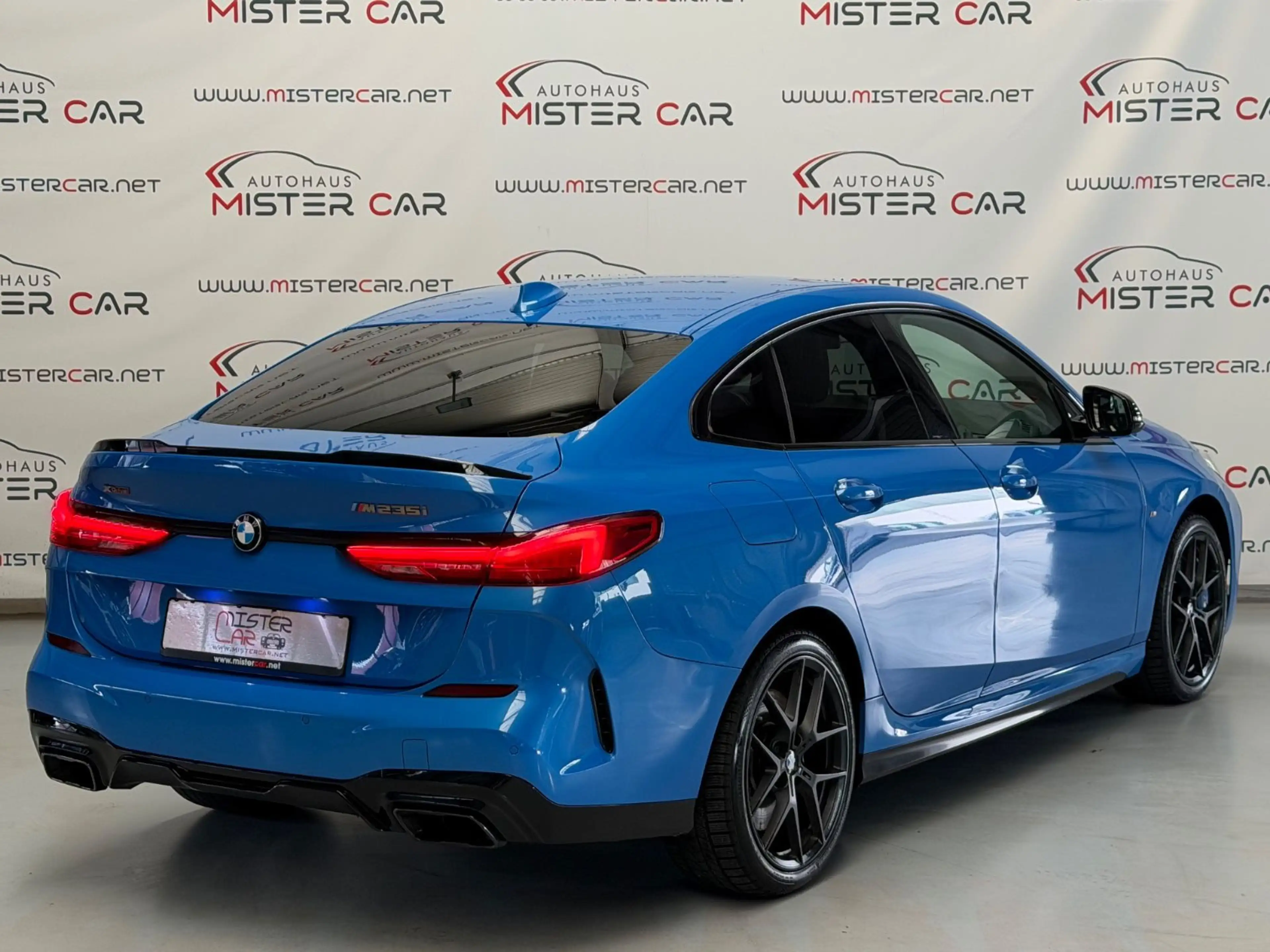 BMW 235 M Performance GESTIK/LED/HUD/NAVI/HIFI/18 — photo 6