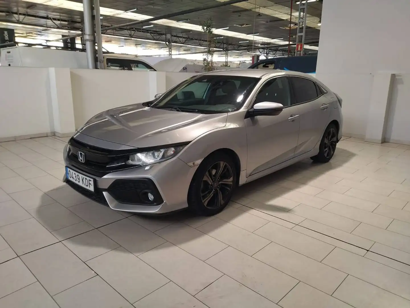 Honda Civic 1.0 VTEC Turbo Elegance Navi Gris - 2